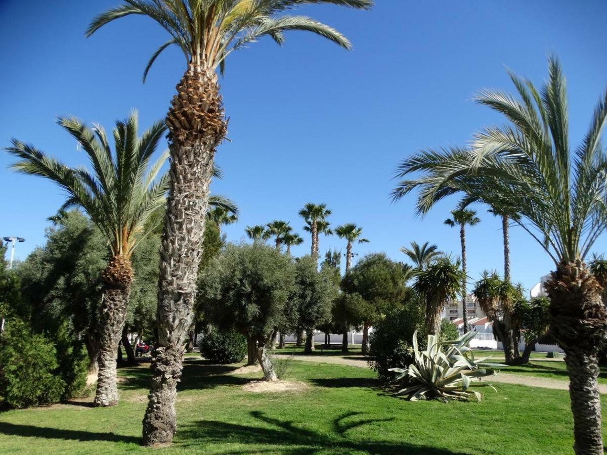 Apartamento Inez Torrevieja Esterno foto