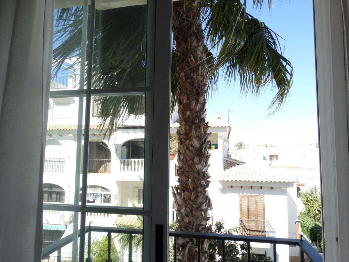 Apartamento Inez Torrevieja Esterno foto